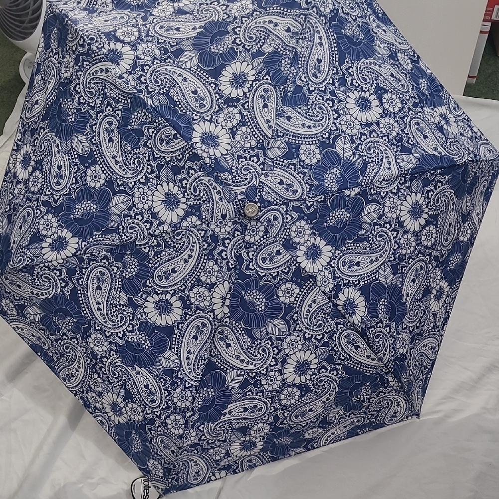 Totes Blue and White Paisley Floral Umbrella